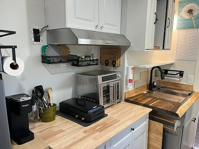Fully remodeled with new appliances and coffee maker.