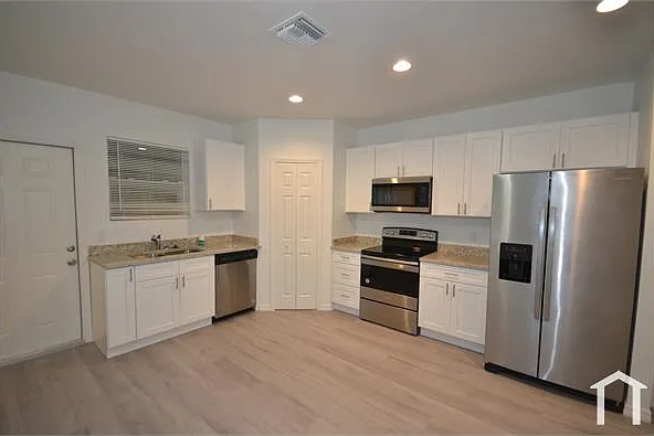 2218 Quality Life Center Way — Photo 22