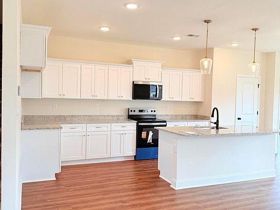 2nd image of 6057 River Birch Rd E