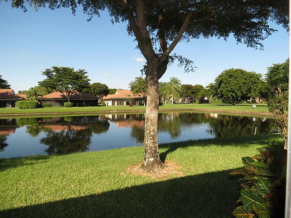 Home For Sale In Palm Chase Lakes