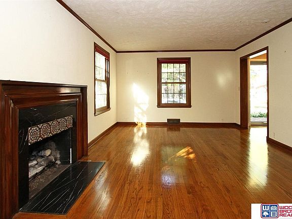 2nd image of 3434 Grimsby Ln