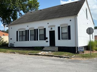 404-406 Flower St, Waterloo, IL 62298