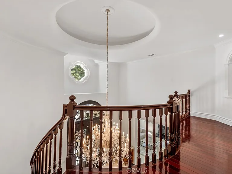 5267 Newcastle Ln — Photo 16