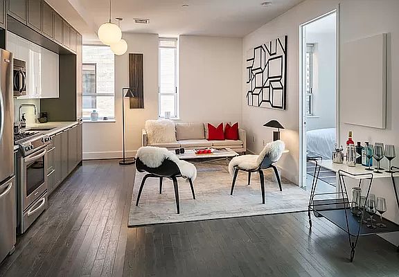 2nd image of 416 W 52nd St APT 723