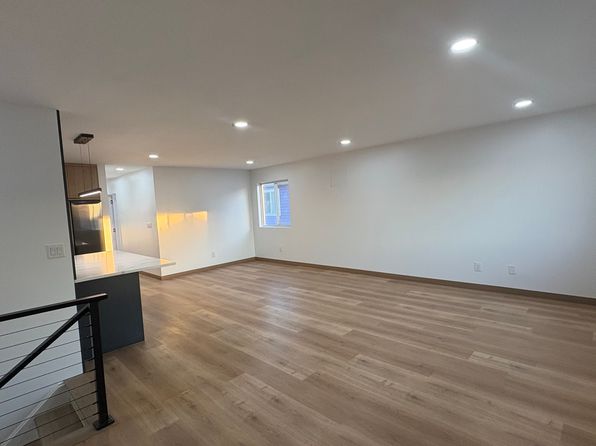 166 Beach 98th St #3