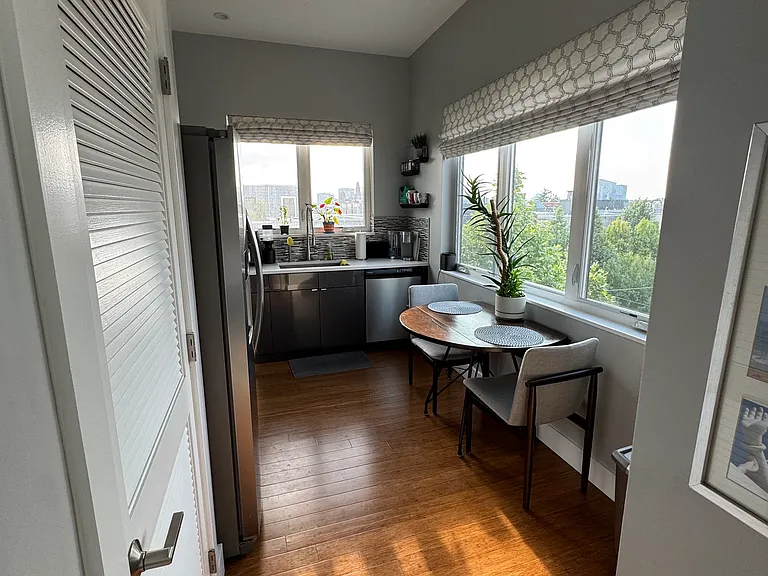 1001 S 17th St #401 — Photo 12