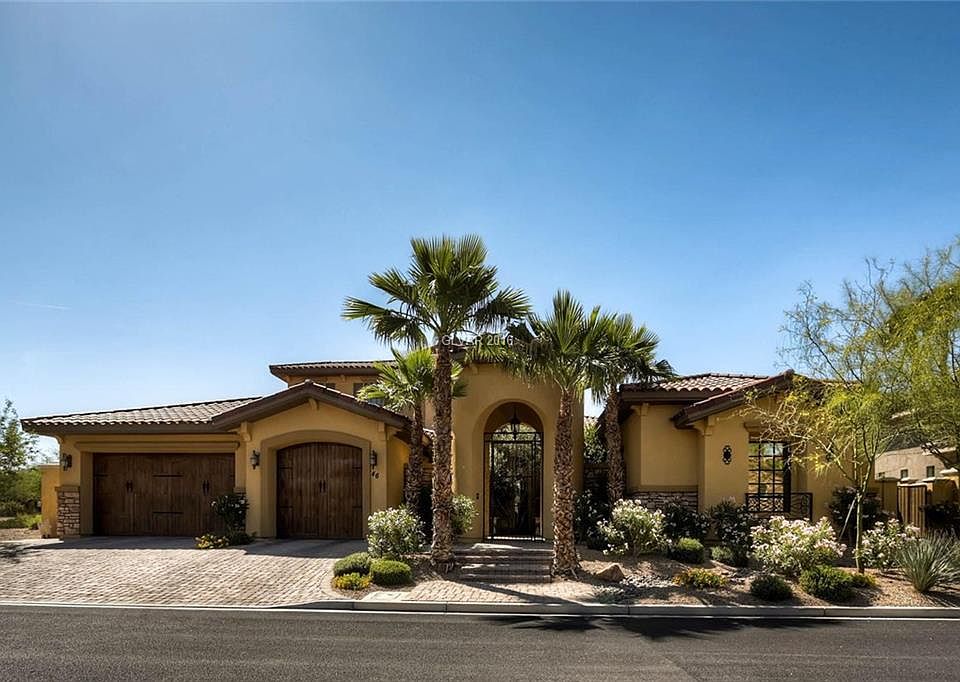 1st image of 46 Grand Miramar Dr