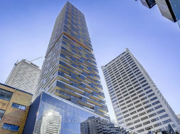 8 Eglinton Ave E #4504, Toronto, ON M4P 0C1