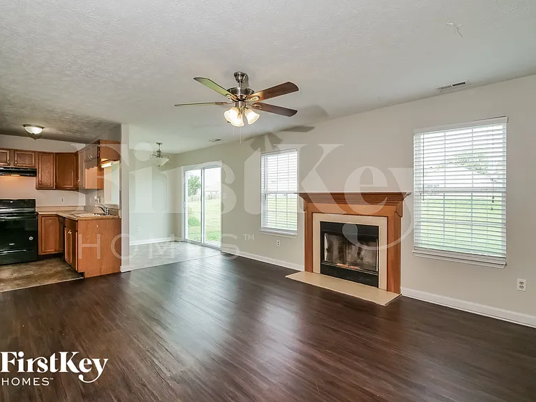 11120 Fall Dr — Photo 5