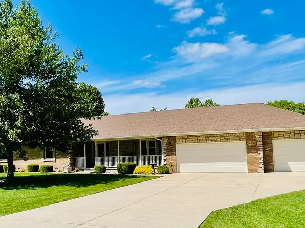 7515 W Wynwood Drive, Springfield, MO 65802