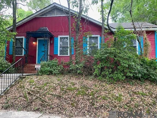 2 bed, 1360 sqft, $1,600 — Photo 1