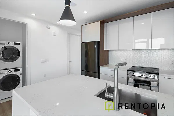 Kitchen, photo 1