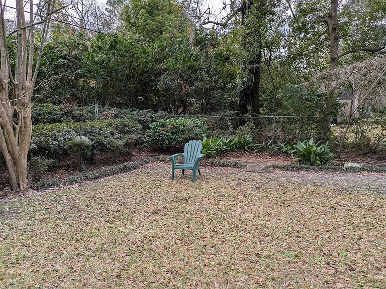 203 Tanglewood Rd — Photo 6