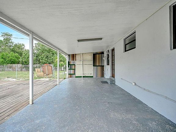 5th image of 3960 NW 164th St