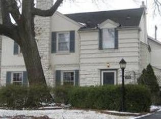 8156 Gannon Ave, Saint Louis, MO 63130