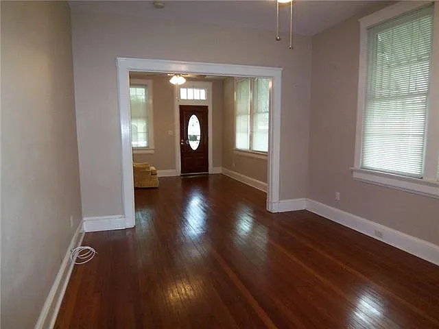 2 bed, 2.0 bath, 1200 sqft, $1,600 — Photo 2