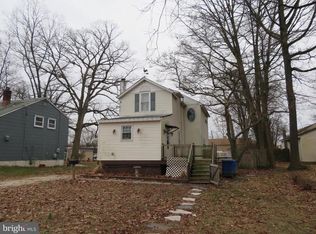 630 S Forklanding Rd, Maple Shade, NJ 08052