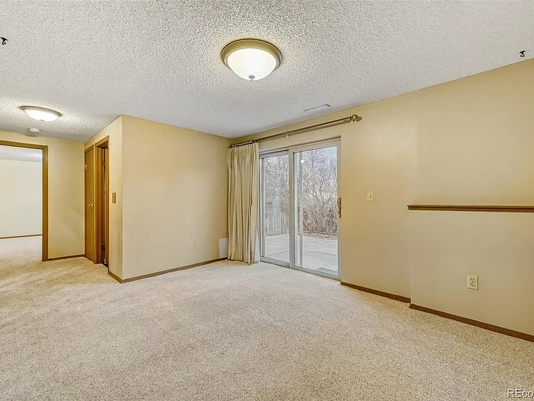 3354 S Kendall St — Photo 10