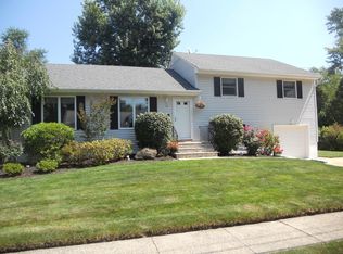 12 Wistar Ave, Metuchen, NJ