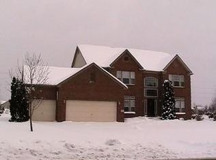 9341 Wayne Brown Dr, Powell, OH