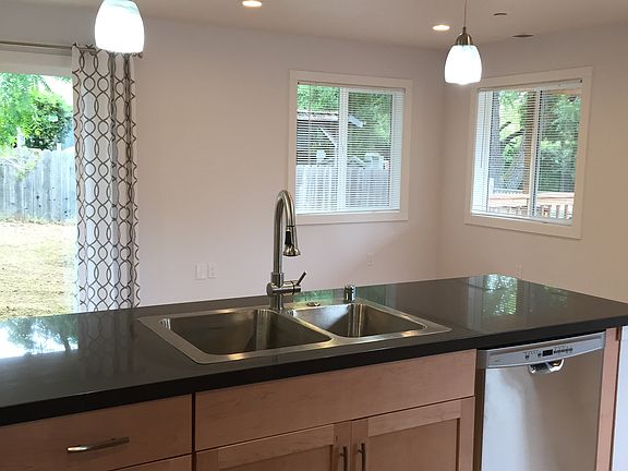 4th image of 120 Nathhorst Ave