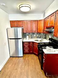 Rented by Amorelli Realty