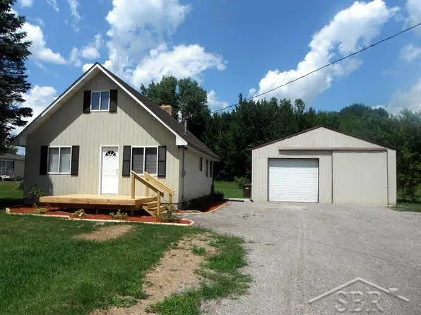 2730 W Anderson Rd, Linwood, MI 48634