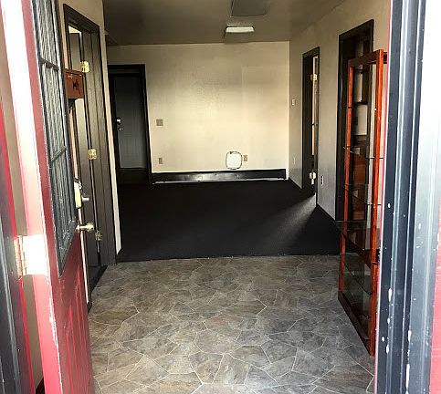 2nd image of 209-215 Willard St #213
