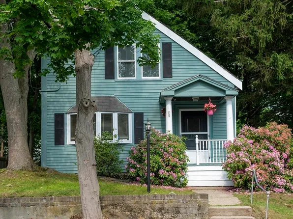 65 Cedar St, Weymouth, MA 02189