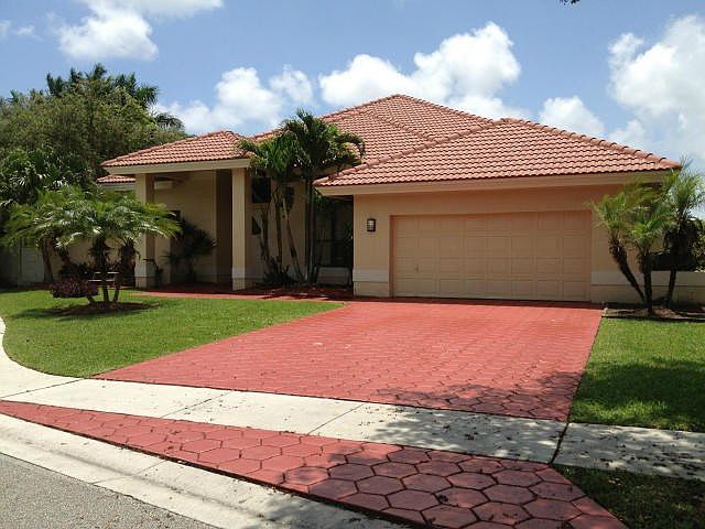 Exterior - N. Exposure