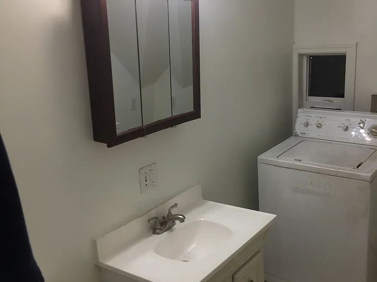 4 Davis St #2 — Photo 7