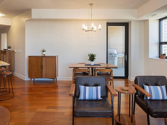 5th image of 100 3rd Ave S Unit 1704