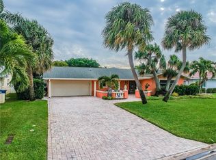 1288 80th St S, Saint Petersburg, FL 33707