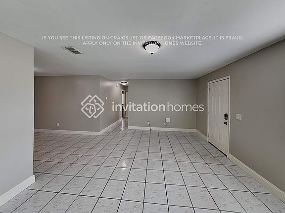 5th image of 302 Iowa Woods Cir W