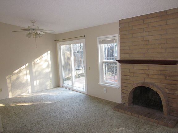 5th image of 8984 Alderson Ave