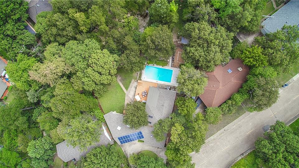 2nd image of 8195 Hunnicut Rd