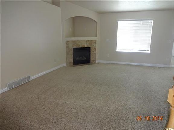 2nd image of 1246 S Meadow Run