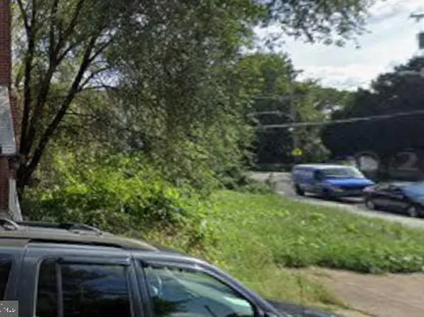 5203 Hawthorne St, Philadelphia, PA 19124