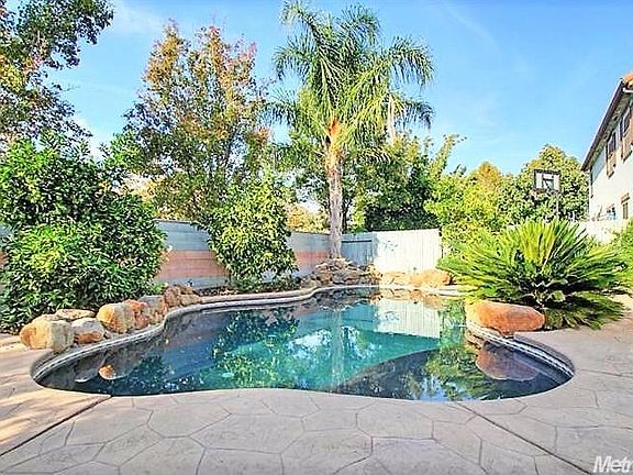 4th image of 2809 Hinton Cir