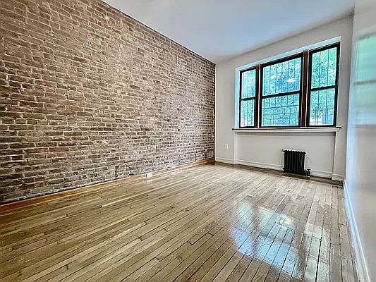 1st image of 715 W 172nd St APT 3