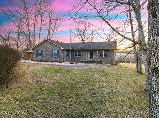 160 Lone River Ln, Clinton, TN 37716