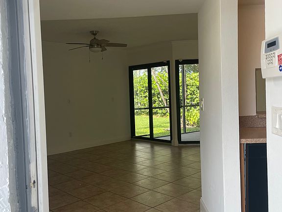 2nd image of 805 N Franklin Ave APT K