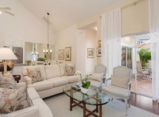 4504 Court Way #23-D, Naples, FL 34109