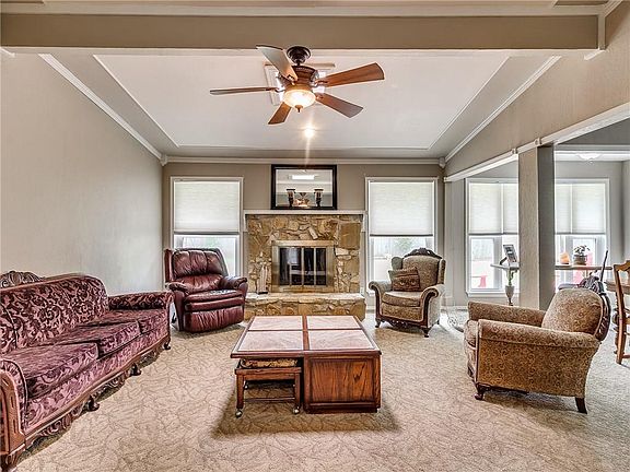 4th image of 100 Sequoia Park Dr