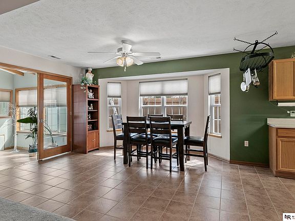 4th image of 2464 NW 46th St