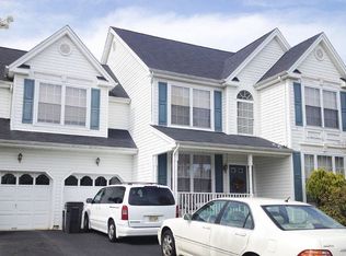 28 Jade Ln, Phillipsburg, NJ 08865