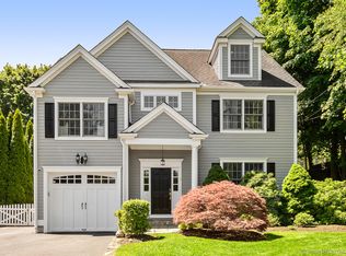 5 Renshaw Rd, Darien, CT 06820