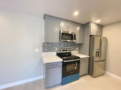 32200 Cathedral Canyon Dr APT 74, Cathedral City, CA, 92234