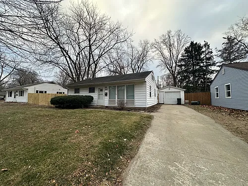 1007 E Michigan Ave Photo 1