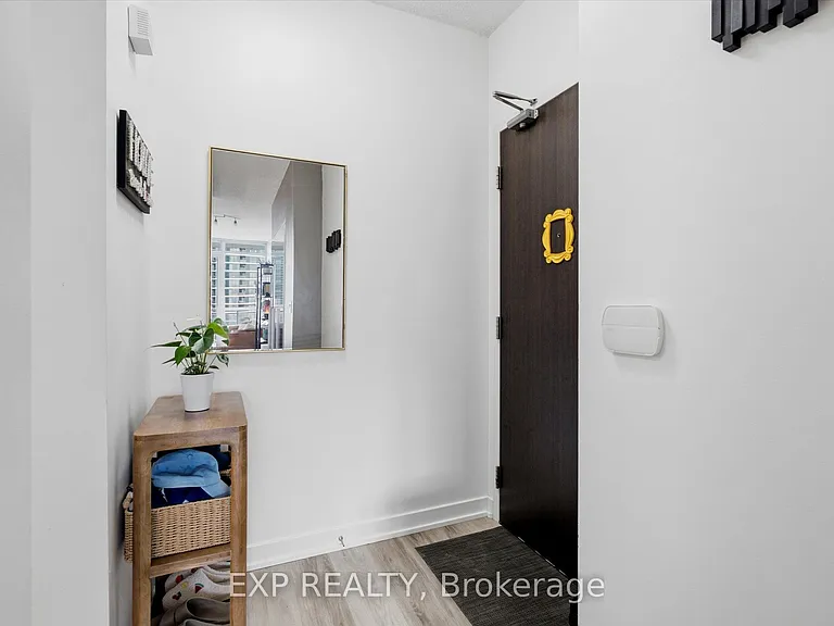 38 Dan Leckie Way #2103 — Photo 5